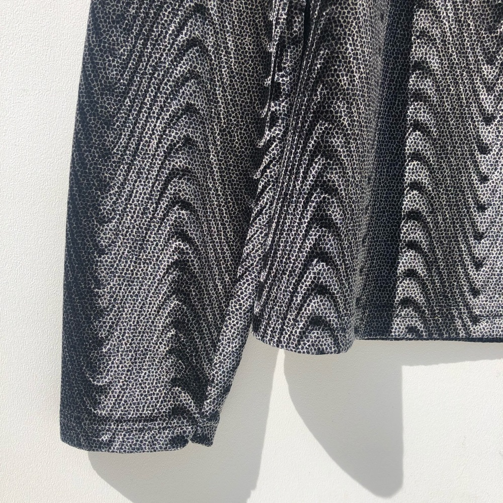 Yves St. Clair velvet shimmer long sleeve top. M. - Picture 8 of 8